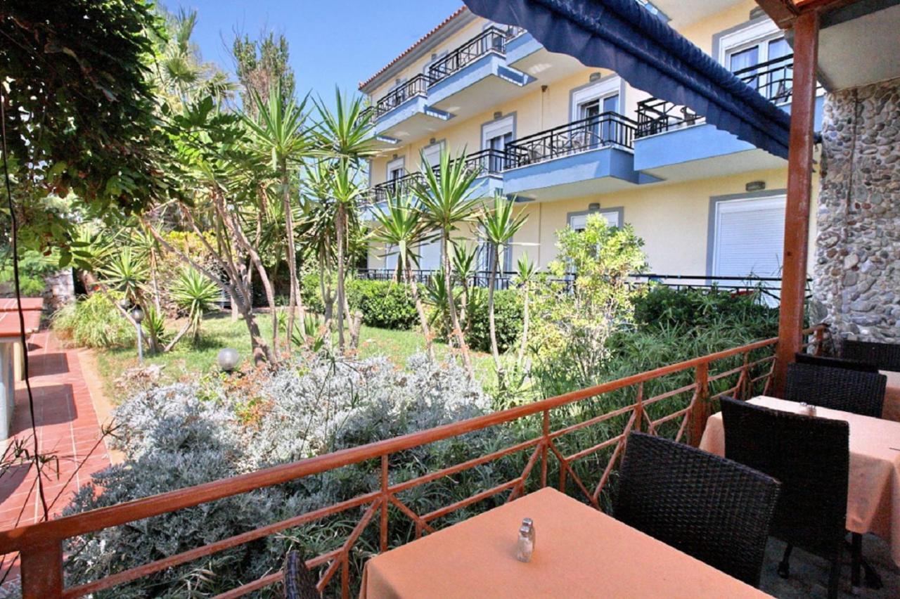 Pebble Beach Hotel Plomári Kültér fotó