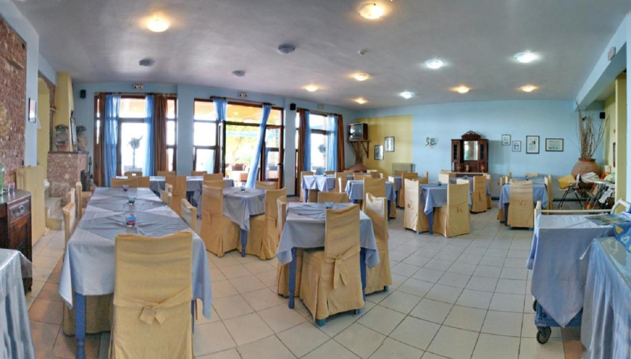 Pebble Beach Hotel Plomári Kültér fotó